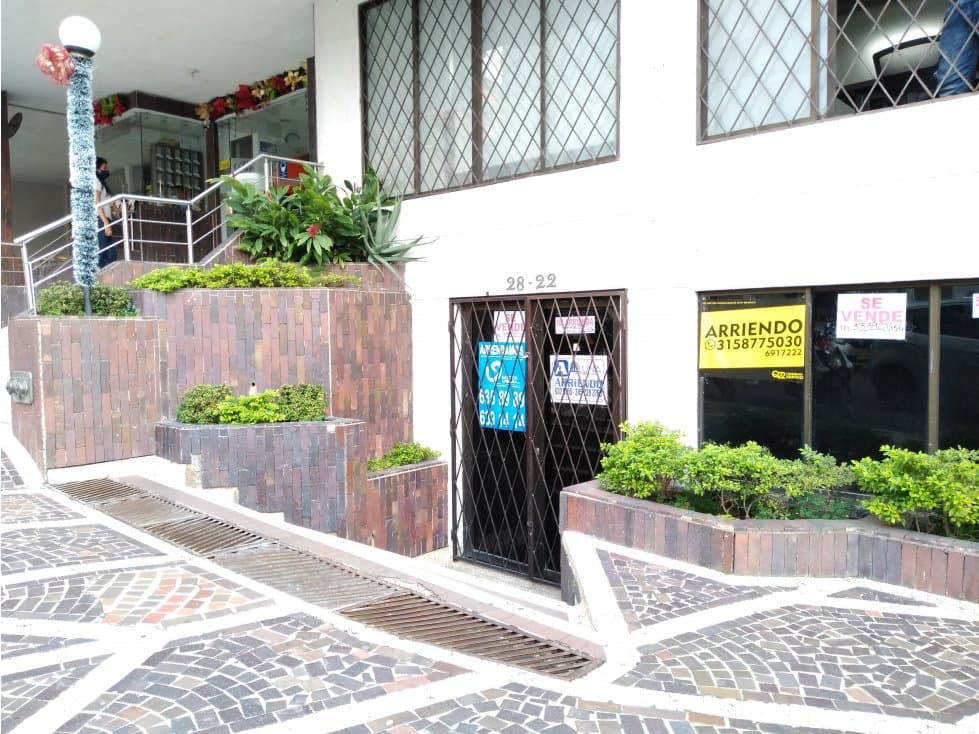 LOCAL EN VENTA O ARRIENDO LAS MERCEDES - 1