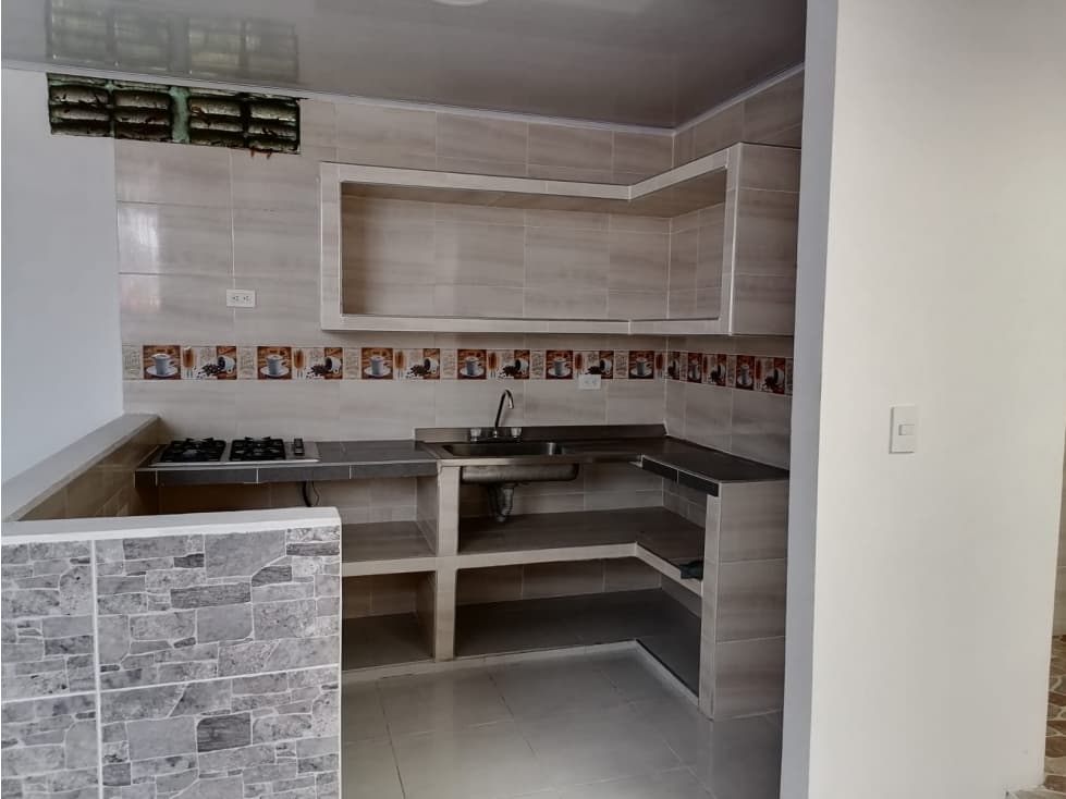 CASA DE 3 PISOS EN VENTA EN SAN FRANCISCO - 1