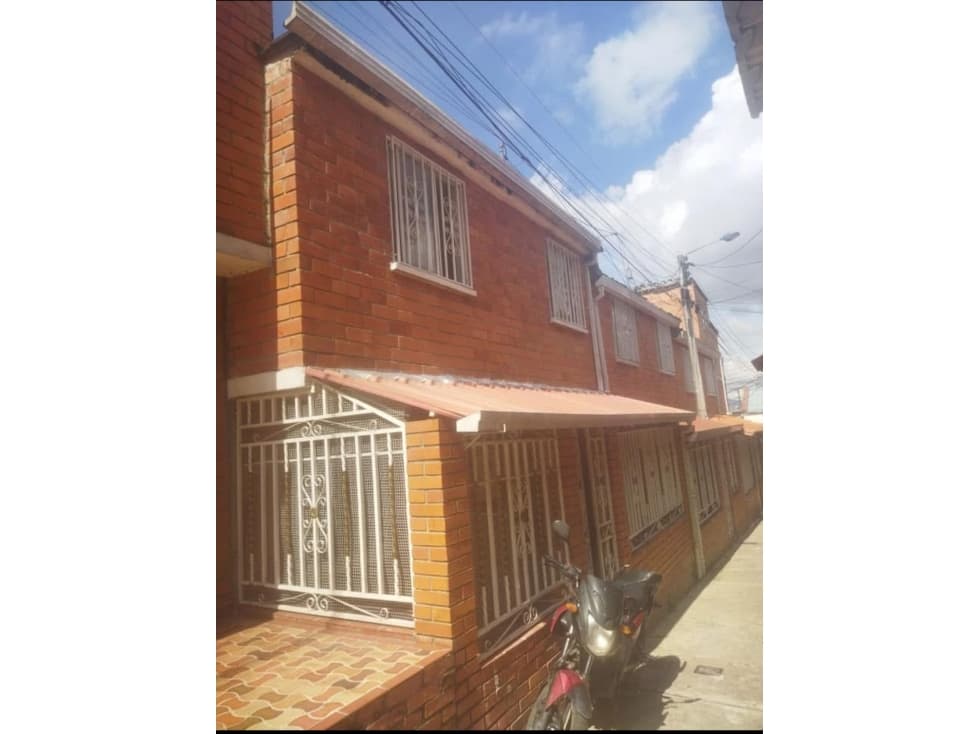 SE VENDE CASA DE DOS PISOS EN PIEDECUESTA - 1