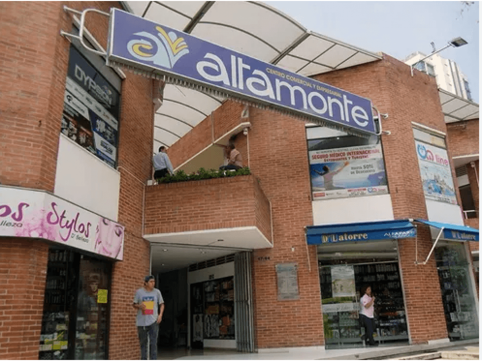 LOCAL EN ARRIENDO UBICADO EN CABECERA DEL LLANO - 1