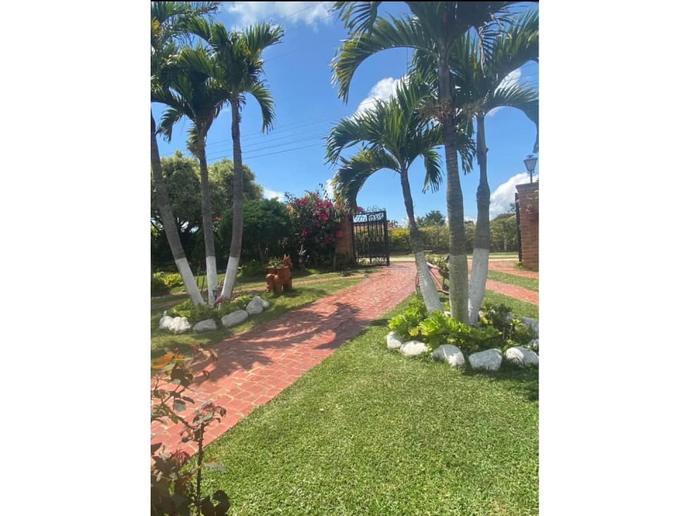 HERMOSA FINCA PARA VENTA MESA DE LOS SANTOS - 1