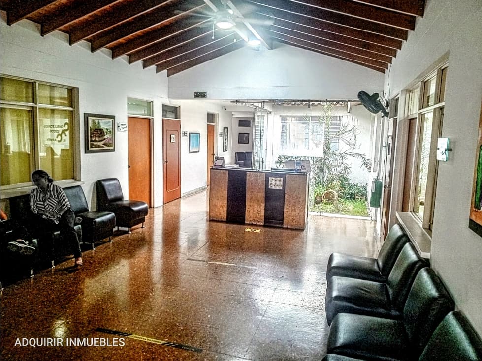 Se Vende Centro Médico en Cartago Valle - 1