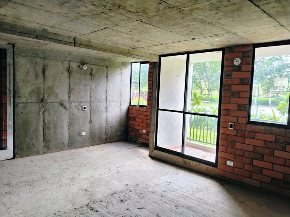 Se Vende Apartamento en Obra Gris - 1