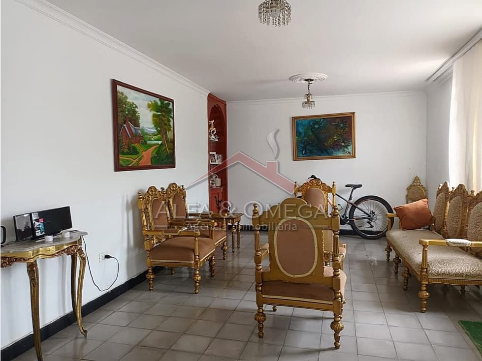 Venta de Casa Amplia en Santa Elena - Ibagué - 1