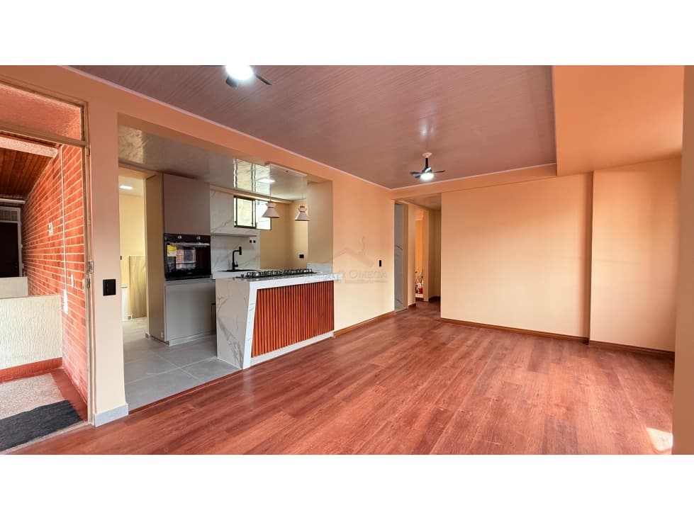 Venta de Apartamento Remodelado Cerca a Multicentro, Ibagué  - 1