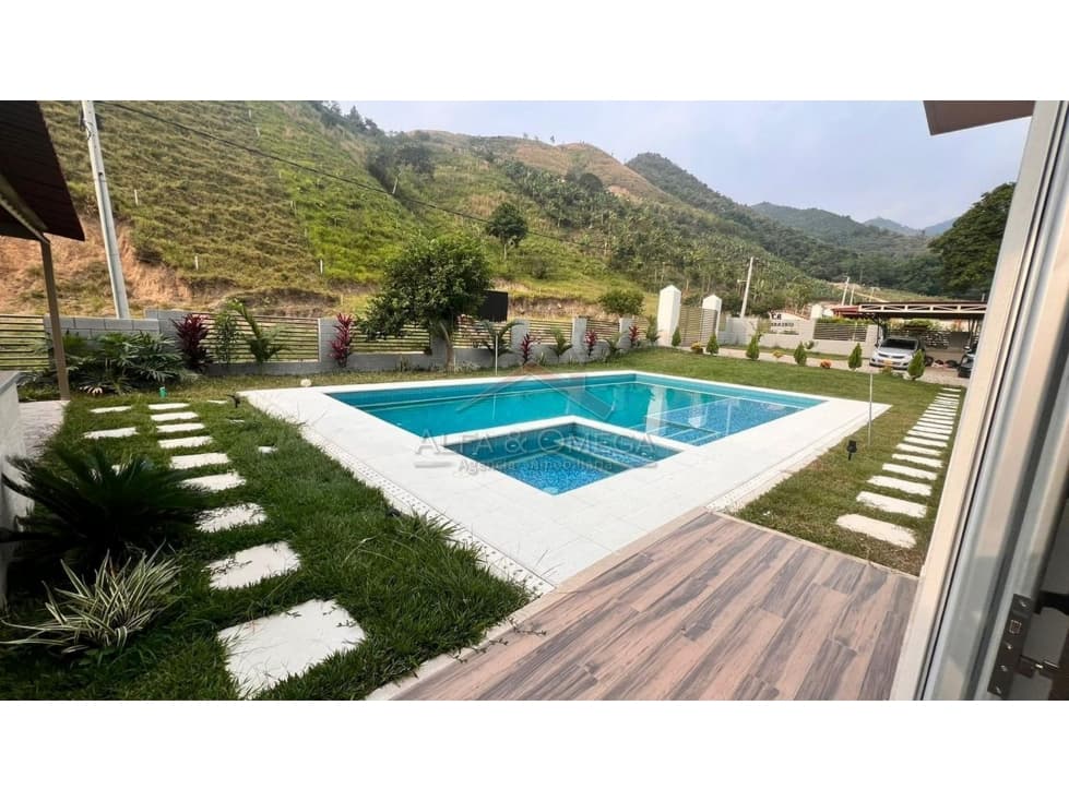 Venta de casa campestre con piscina en El Totumo Ibagué - 1