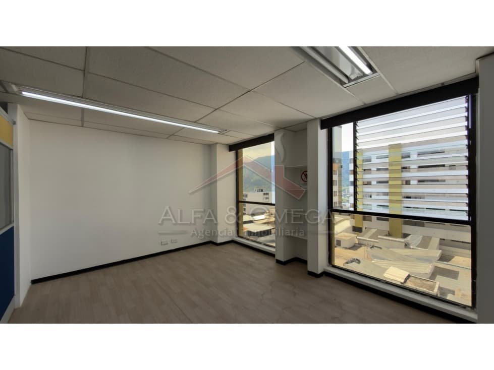  Venta de Oficina Centro Comercial Combeima - Ibagué - 1