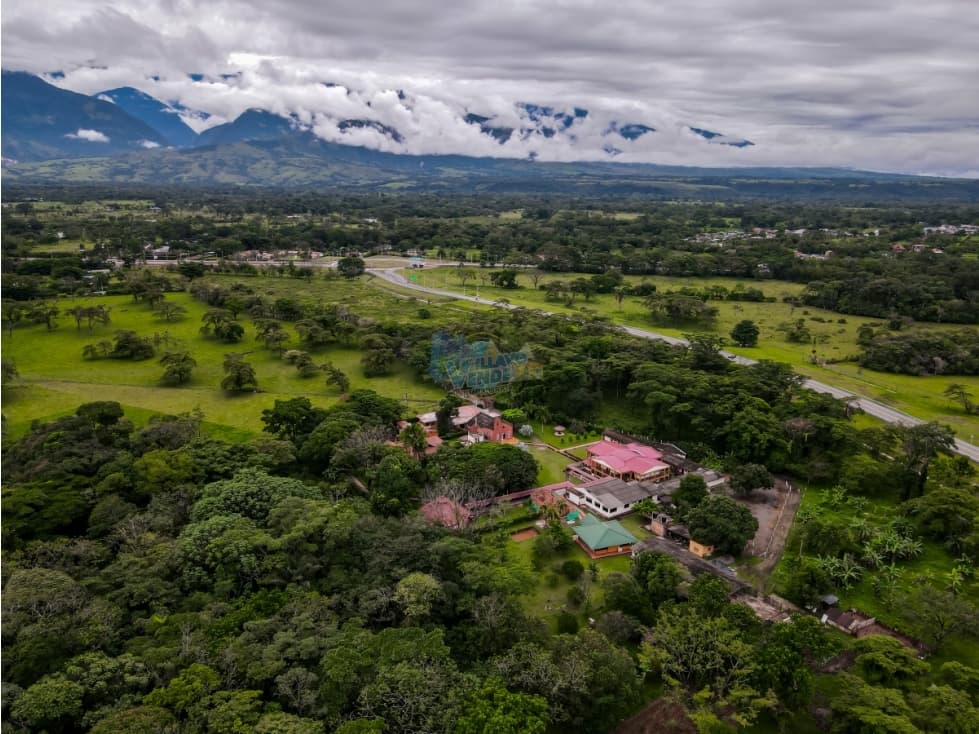 En Venta Finca de 21.200 metros en Cumaral - Meta - 1