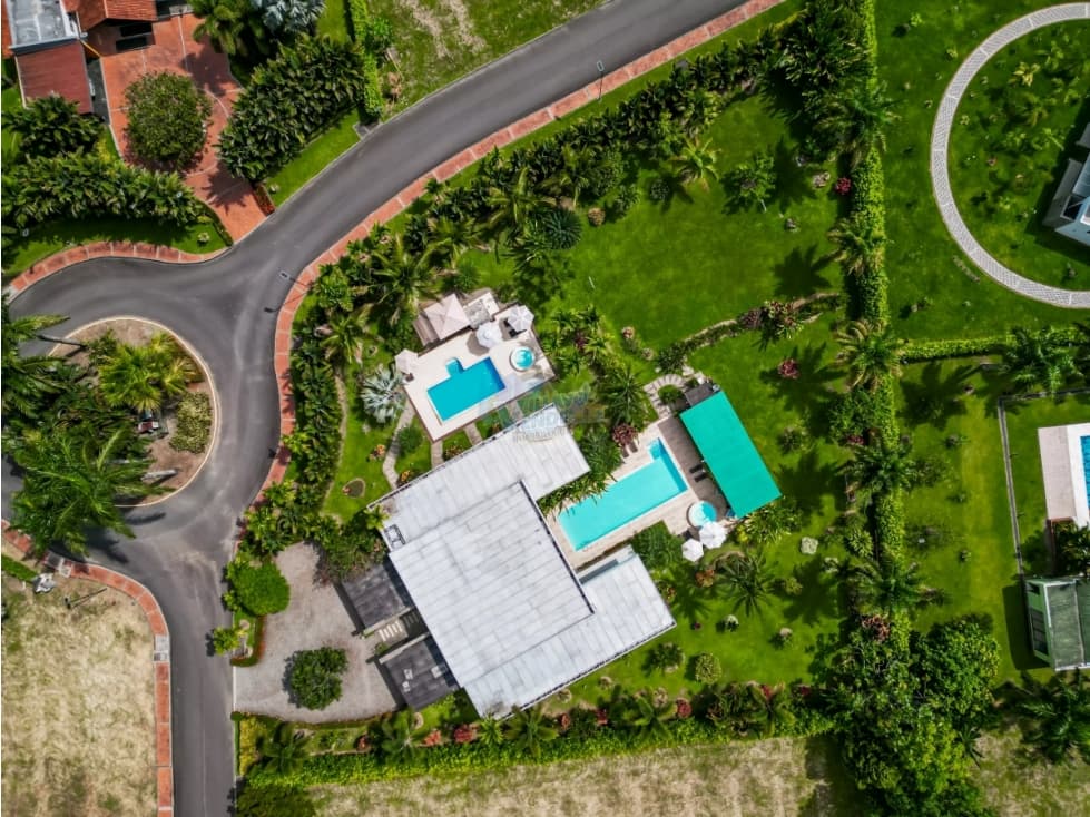 En venta casa campestre en condominio en Restrepo, Meta - 1