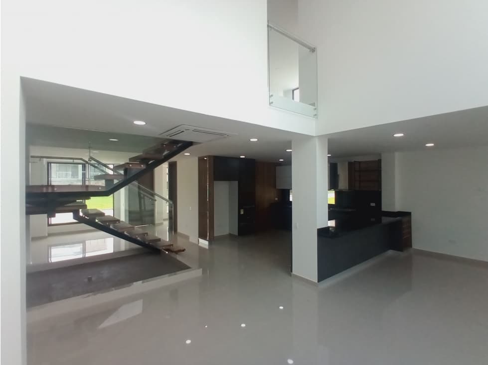 Casa en Venta, Moderna, sector las Mercedes, en conjunto, Jamundí - 1