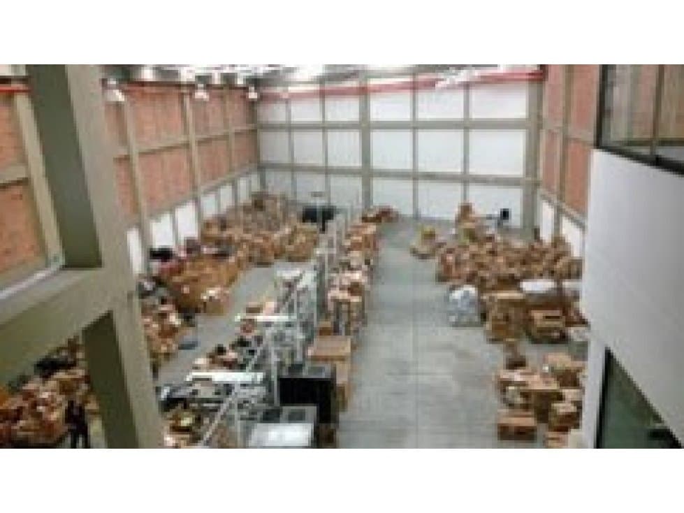 Bodega en venta en Cota 1.228 m2 - 1