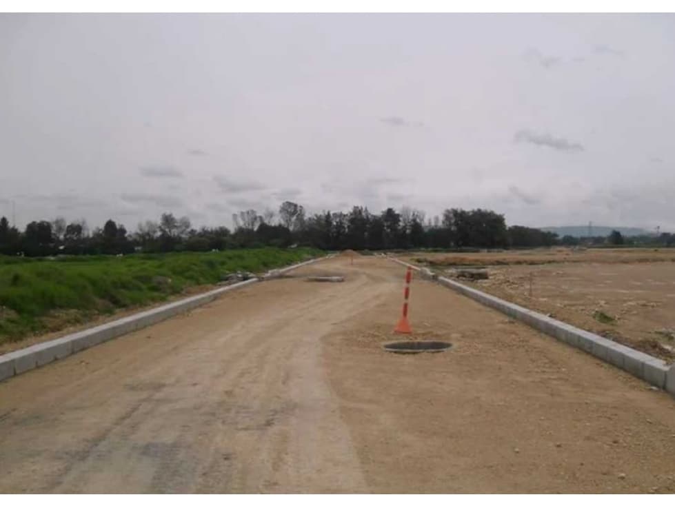 LOTE EN ARRIENDO EN SIBERIA 30.300 m2 - 1