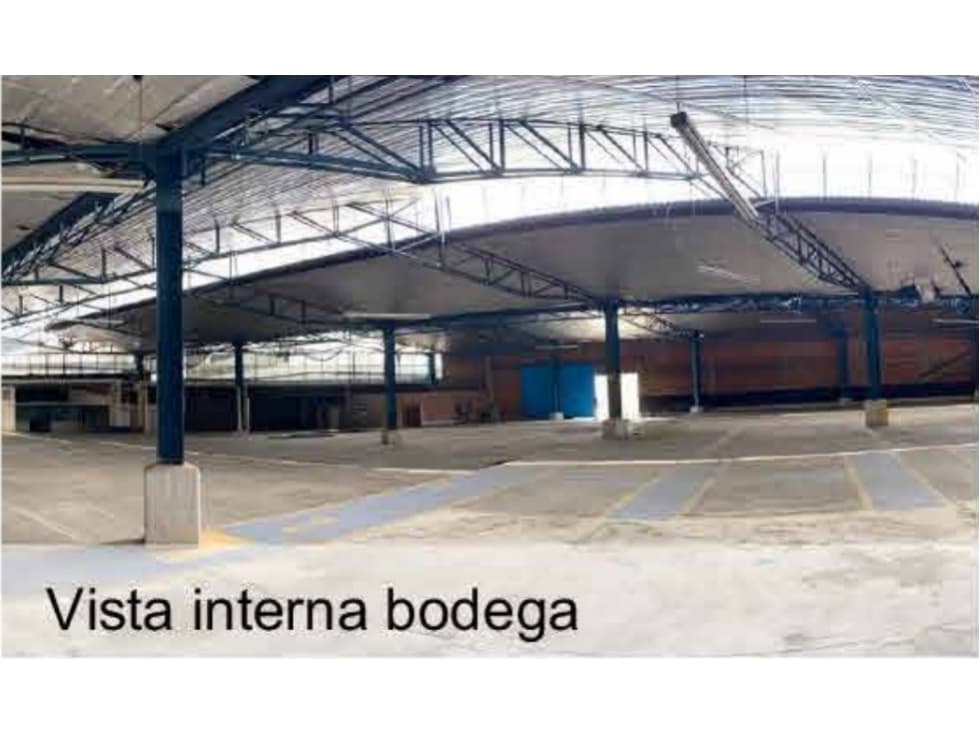 BODEGA EN VENTA EN CARTAGO 3.017 M2 - 1