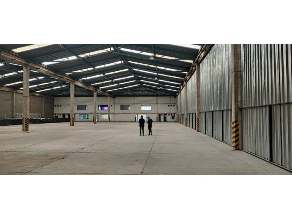 BODEGA EN ARRIENDO EN FUNZA 2.167 m2 - 1