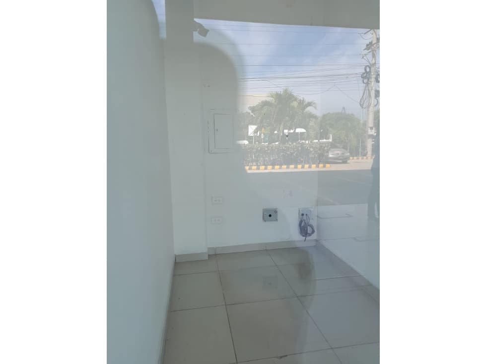 LOCAL EN ARRIENDO - MAMONAL - CARTAGENA - 1