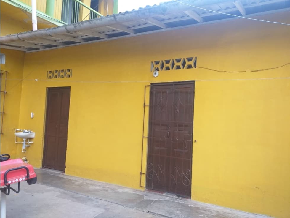 VENDE CASA MAS LOTES EN PLANETA RICA CORDOBA - 1