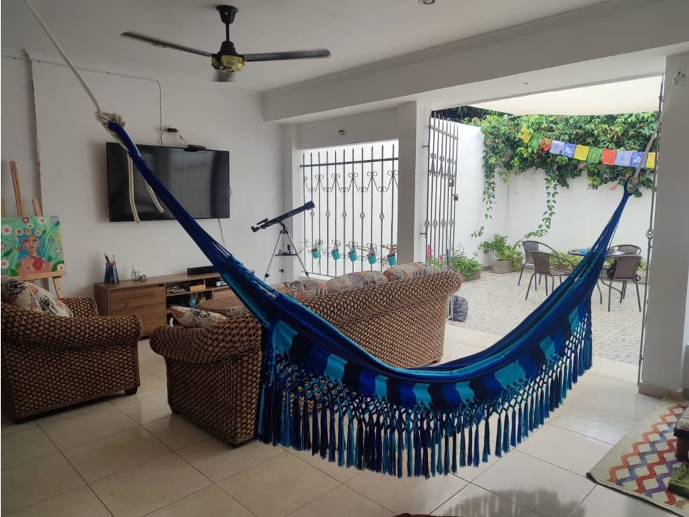 CASA EN VENTA CERCA AL PARQUE DE LOS SUEÑOS - 1