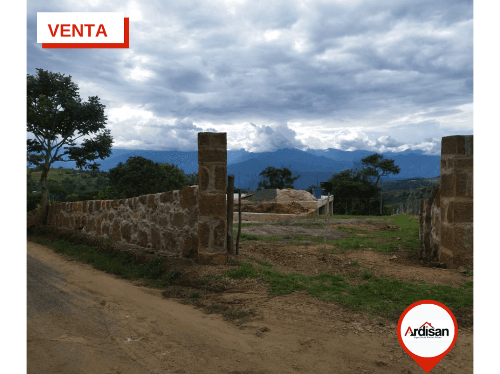 HERMOSAS PARCELAS CON CIMENTACIÓN Y PARQUEADERO CUBIERTO - 1