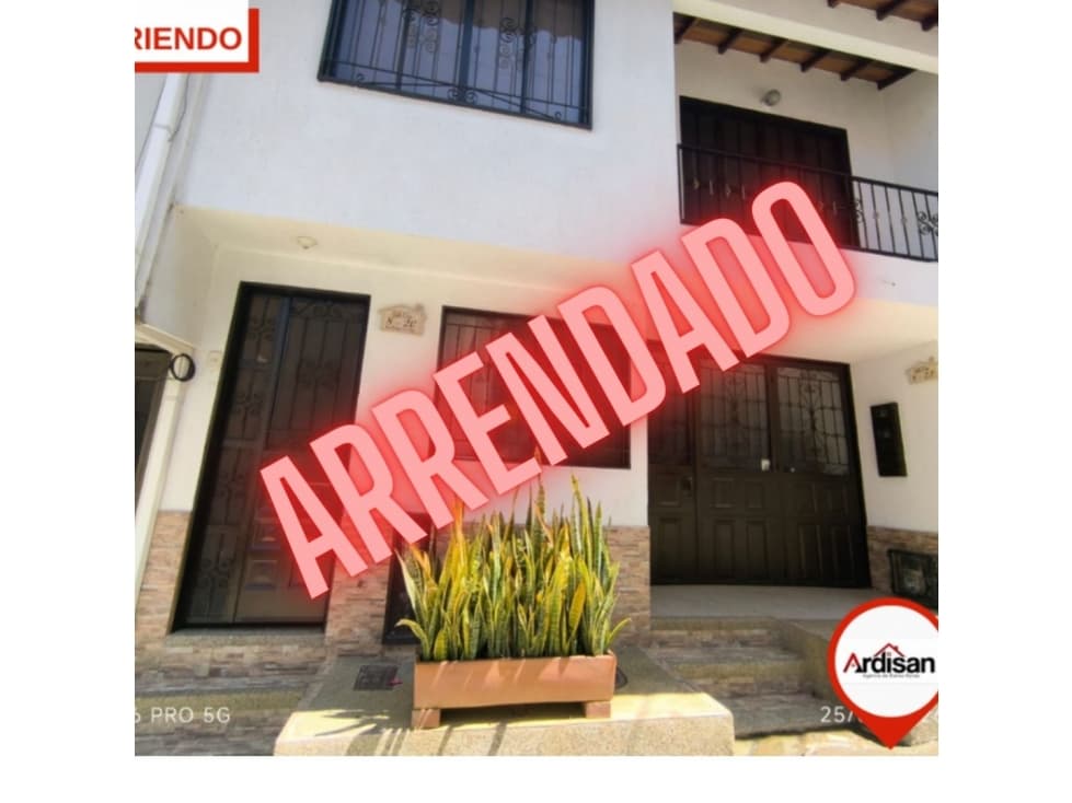 ARRIENDO APARTAMENTO DUPLEX EN VILLA MERCEDES - 1