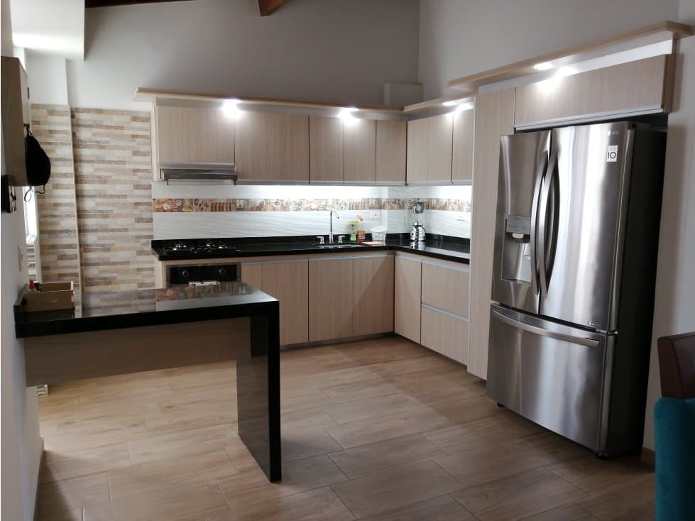 MODERNO APARTAMENTO DUPLEX 162 M2 (PISO 3-4) CON PARQUEADERO - 1