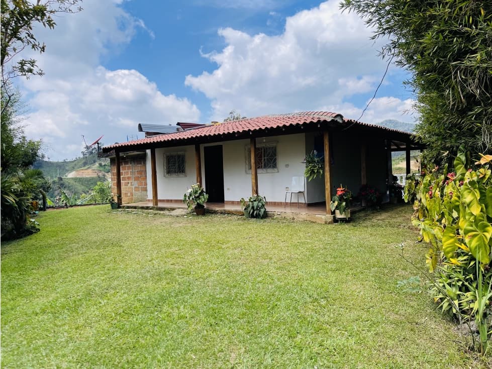 Vendo casa campestre en Santo Domingo, Antioquia - 1