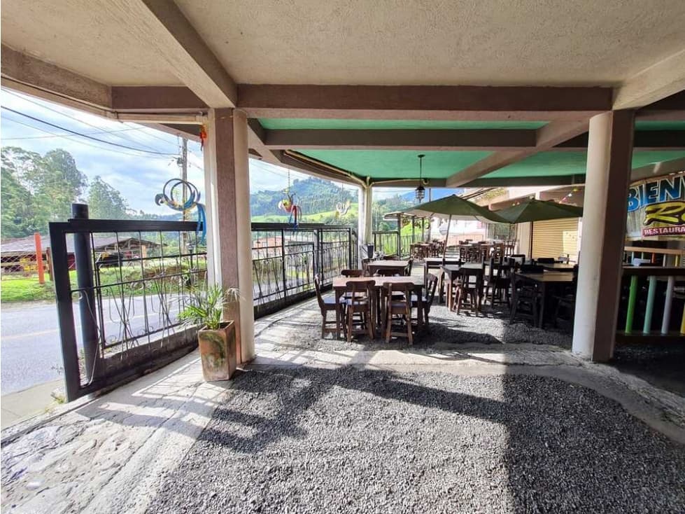 Venta propiedad con rentas y locales en gallinazo, Villamaría - 1