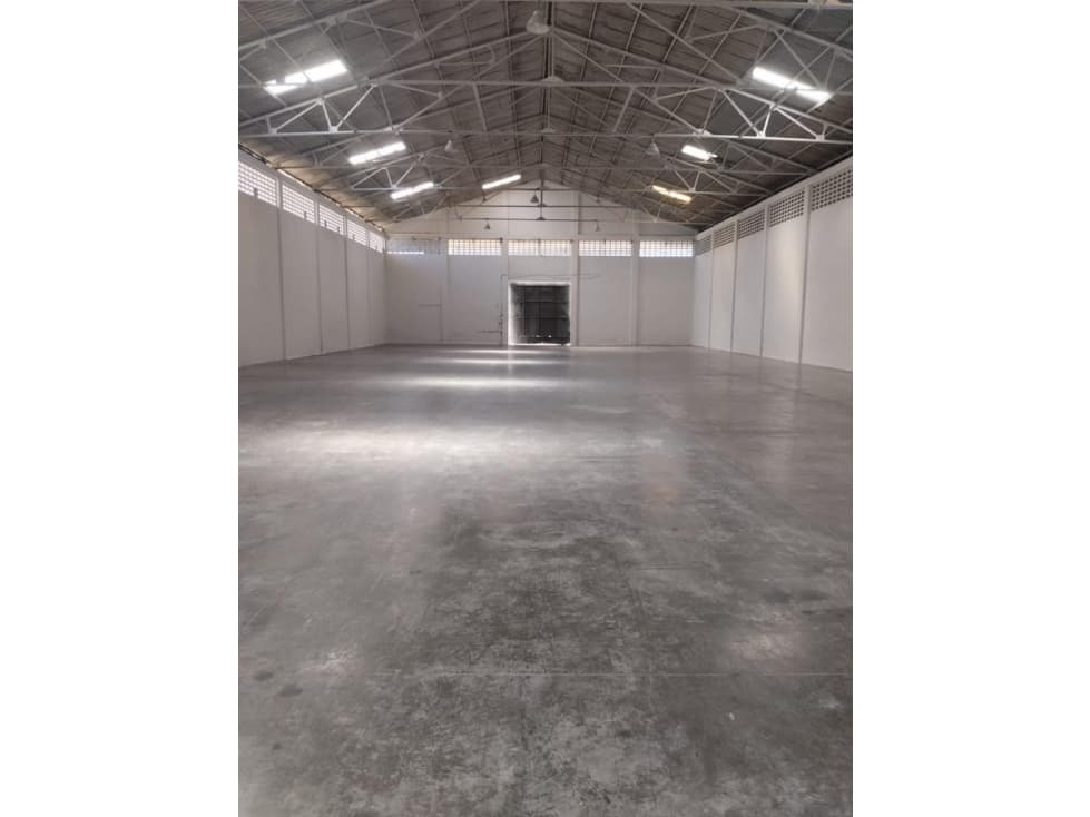 Cartagena Bodega Arriendo Bosque - 1