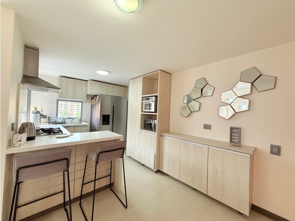 Apartamento Amoblado Loma De Las Brujas - 1