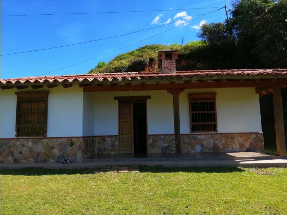 LINDA FINCA EN VENTA EN LA VEREDA QUIRAMA EN EL CARMEN DE VIBORAL ANT. - 1