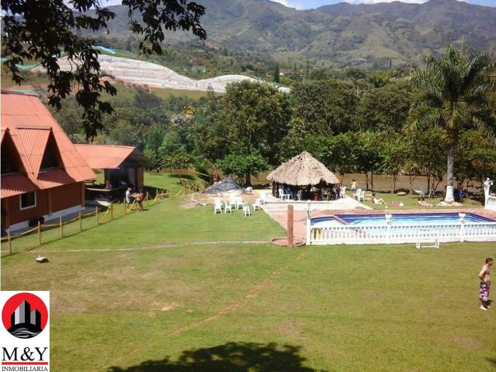 Alquiler de Finca de Recreo por fines de semana en Barbosa - 1