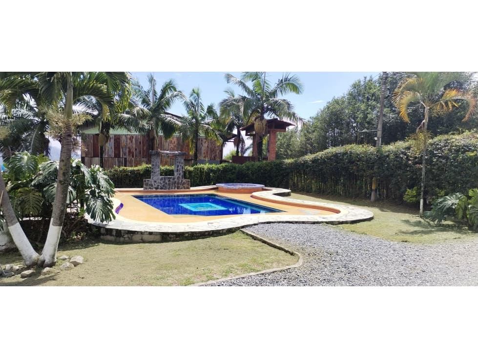 Alquiler de Finca de Recreo en La Estrella por día de sol - 1