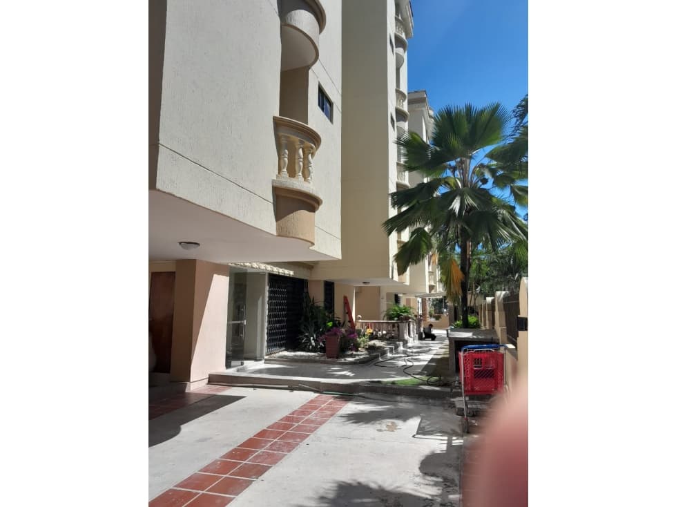 Se Arrienda Apartamento En Altos De Riomar - 1