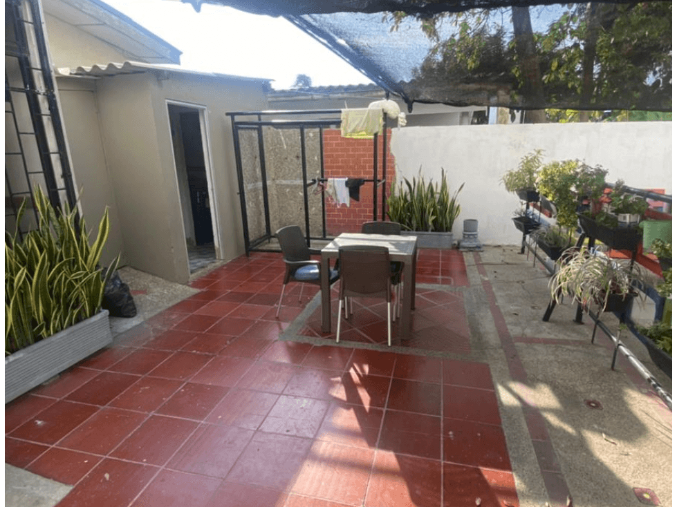 Se Arrienda Casa en Altamira - 1