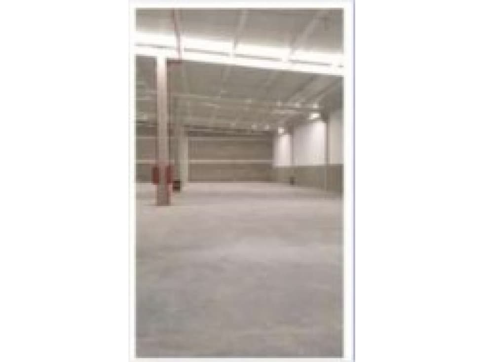 Se Arrienda Bodega Por Via 40/La Concepción - 1