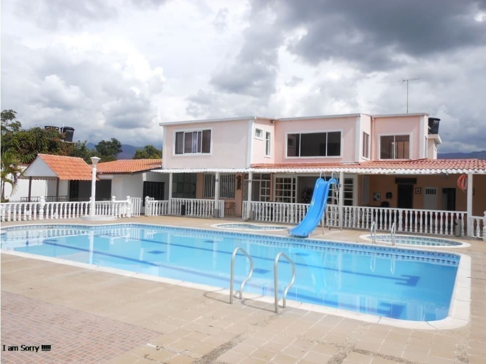 Alquiler FINCA Villa Colin Chinauta Cundinamarca - 1