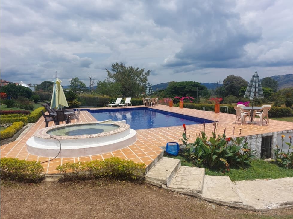 Alquiler FINCA Villa Aura Lago Calima Darien Valle del Cauca - 1