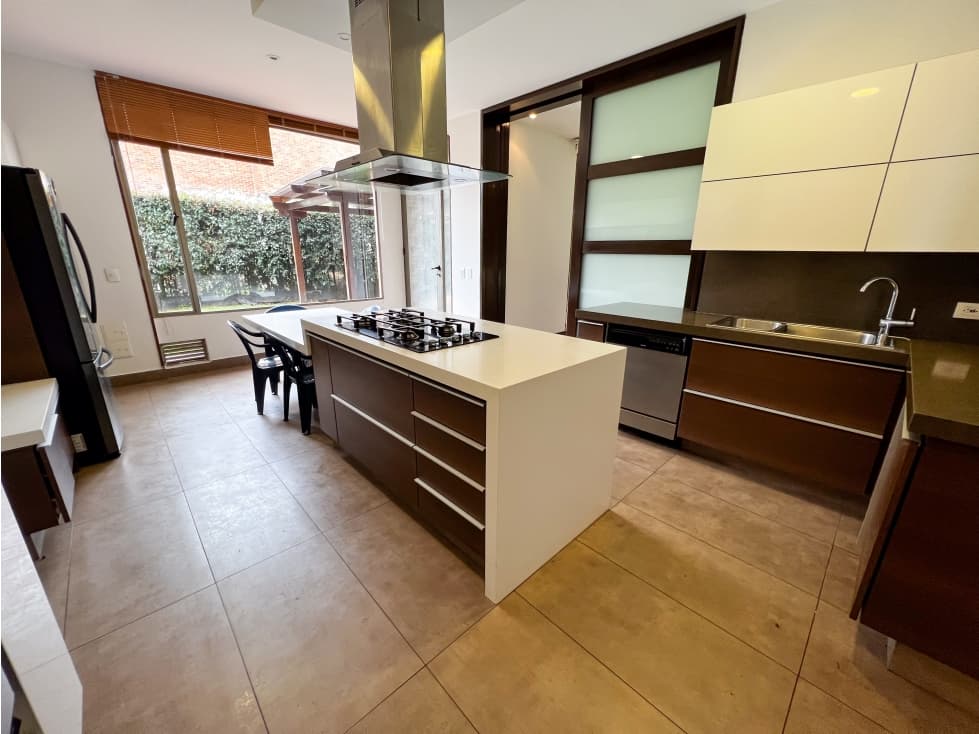 RENTO CASA CAMPESTRE DE LUJO 5 HABITACIONES - GUAYMARAL - 1