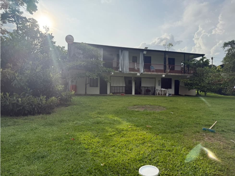 SE ARRIENDA CASA CAMPESTRE VEREDA SAN JUAN DE CAROLINA - 1