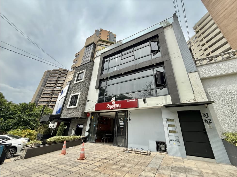 Excelente local para Inversion en Cabecera - 1