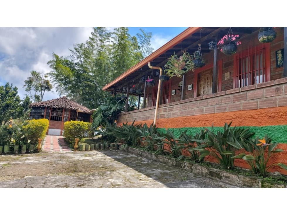 Finca para la venta en el Peñol - 1