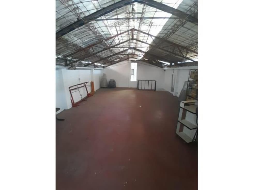 Bodega en San Bosco - 1