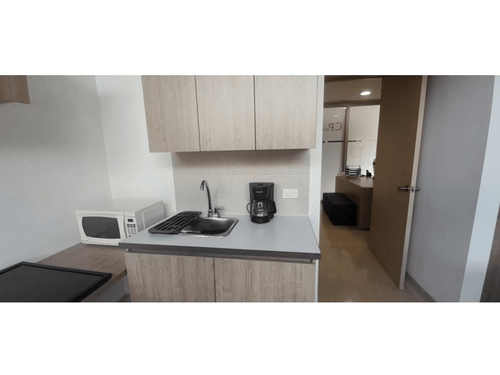 SE VENDE OFICINA EN RIONEGRO ANTIOQUIA DE 32.51 M2 EN PISO 3 ASCENSOR - 1