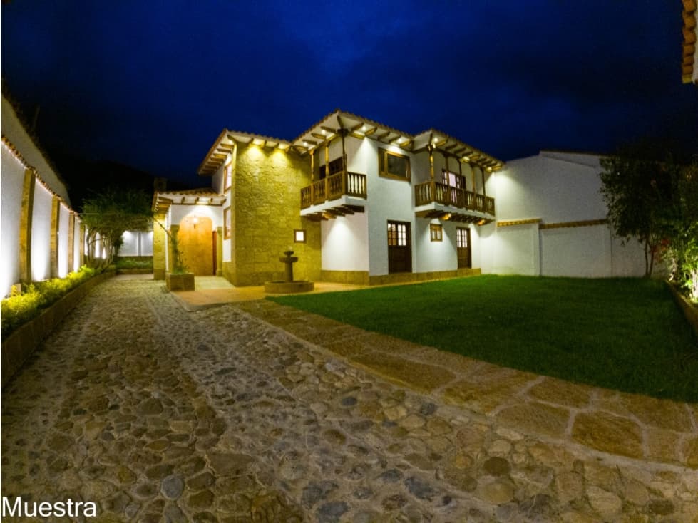 VENDO CASA URBANA RESTAURADA- VILLA DE LEYVA - 1