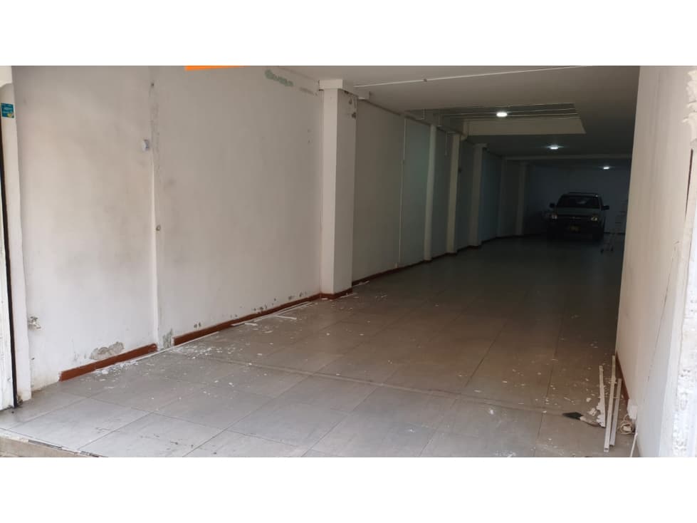 Local Comercial para Arriendo en Bello, Antioquia - 1
