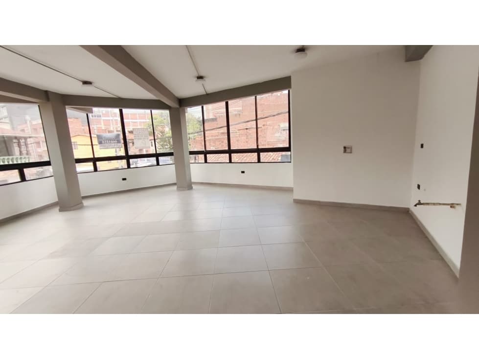 Se Arrienda Local en el Centro de Bello, Antioquia - 1