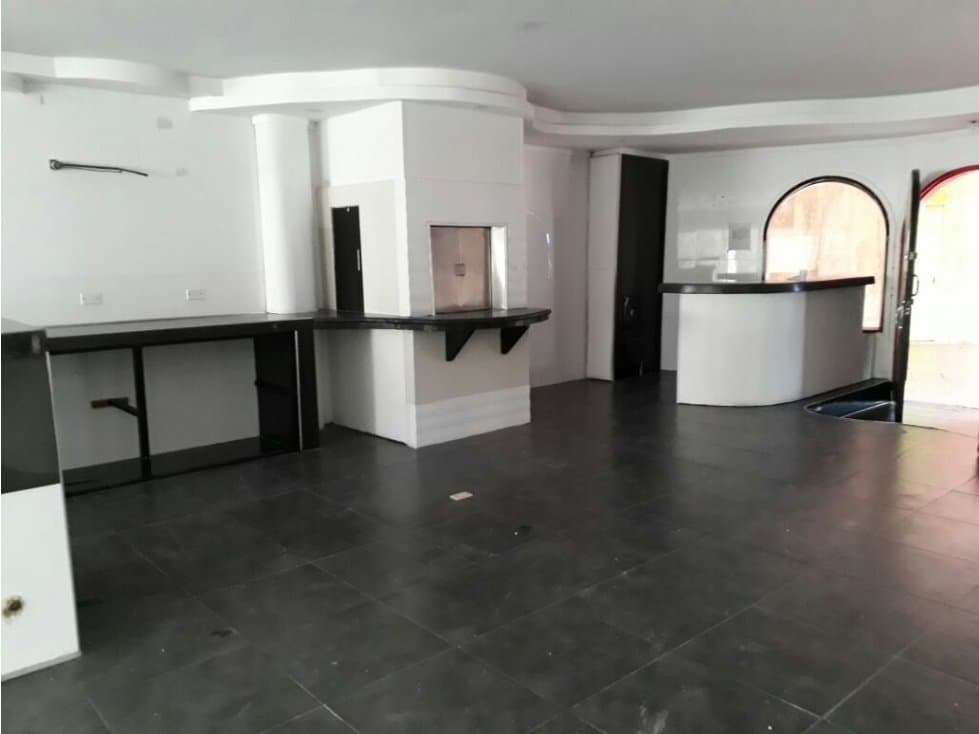 SE ARRIENDA LOCAL COMERCIAL C.C. PIERINO GALLO, EL LAGUITO, CARTAGENA - 1