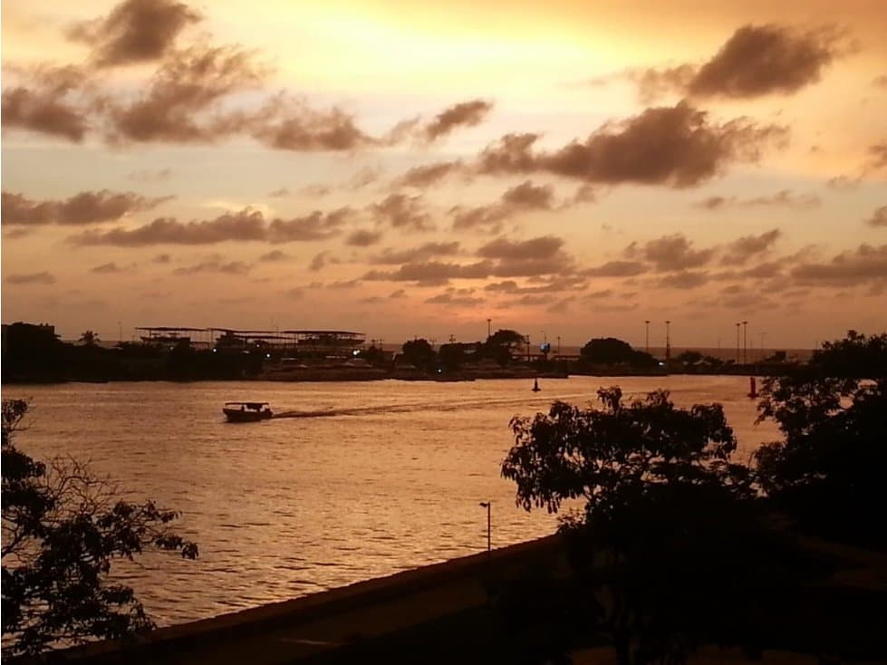 SE VENDE EDIFICIO BARRIO GETSEMANI - 1