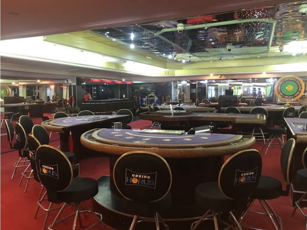 SE ARRIENDA LOCAL 2.5 C.C. PIERINO GALLO, EL LAGUITO, CARTAGENA - 1