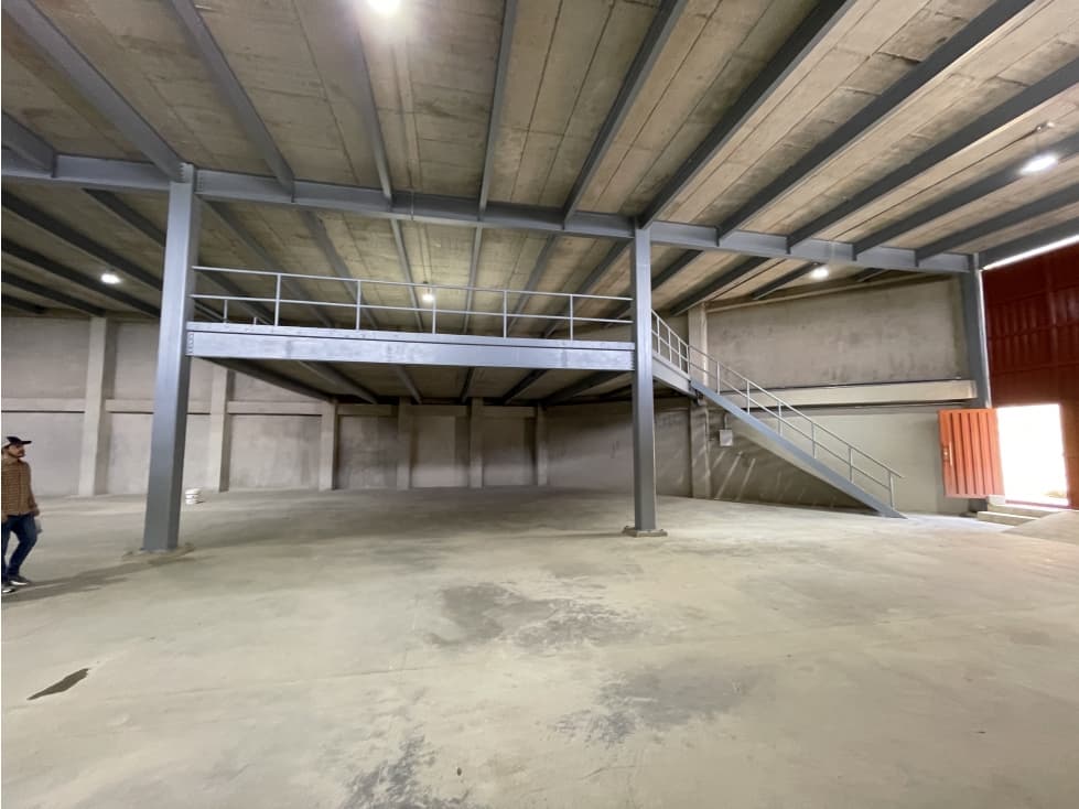 Venta / Arriendo de Bodega en Guarne - 1