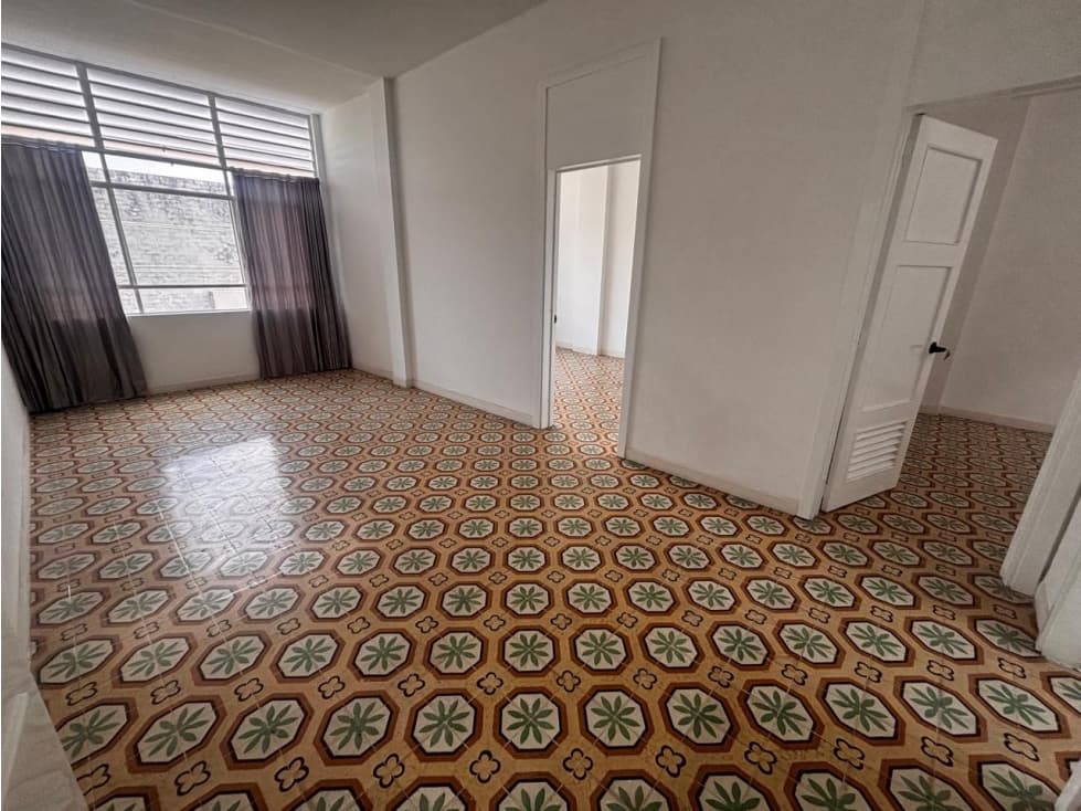 SE ARRIENDA ACOGEDOR APARTAMENTO EN EL CENTRO - 1